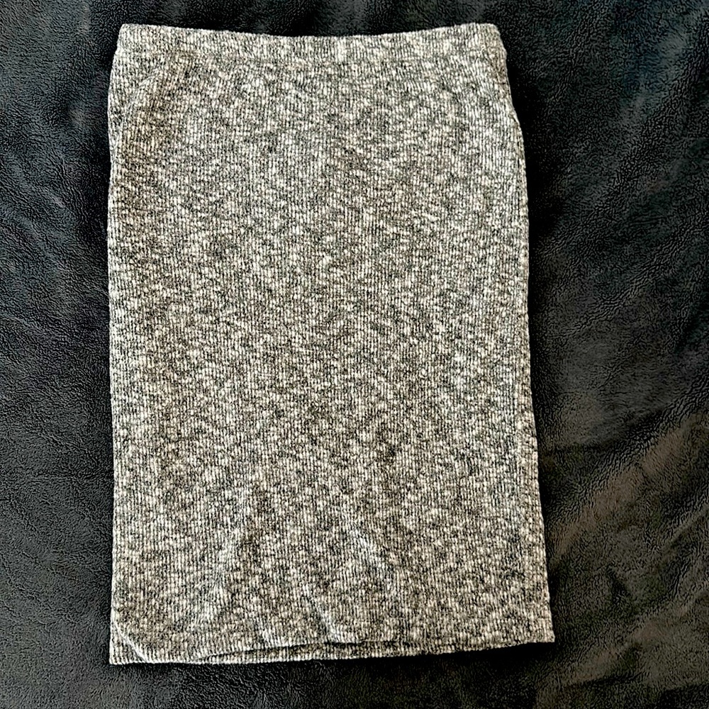Sweater pencil skirt